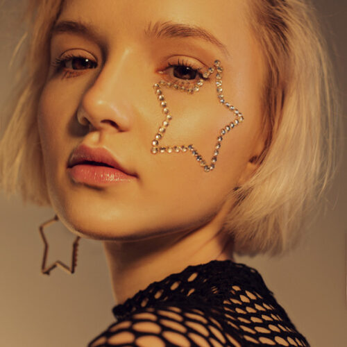 COSMIC GIRL
